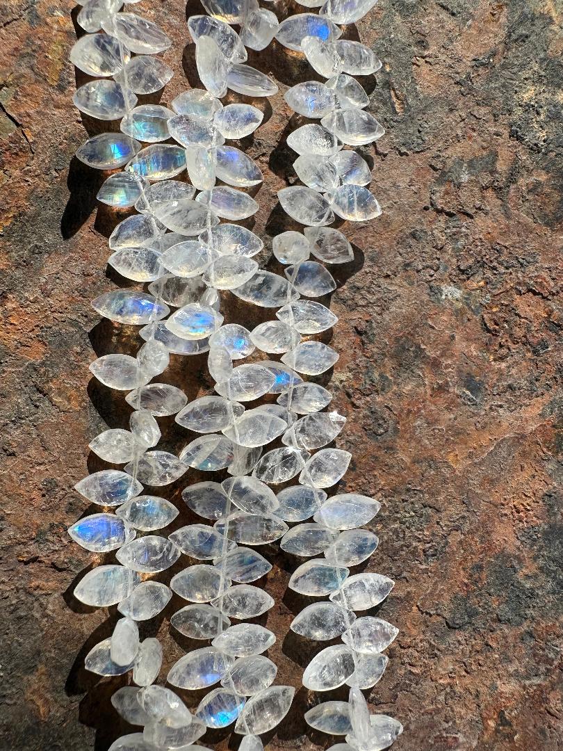 9X5 mm Rainbow Moonstone Faceted Marquise