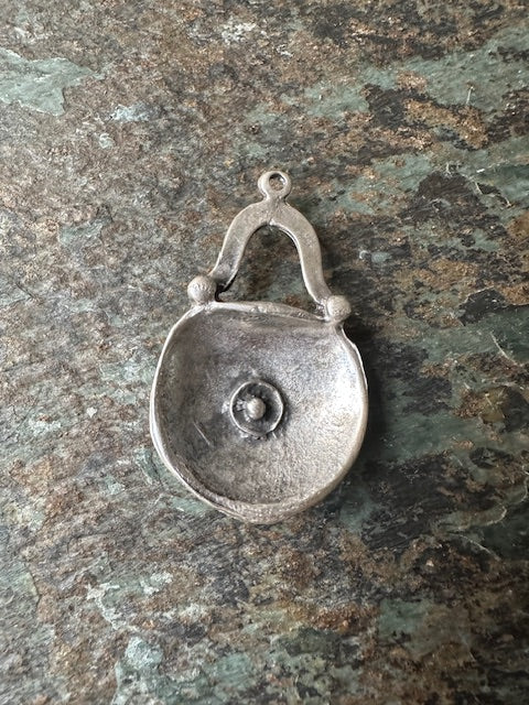 CHARM - G16731