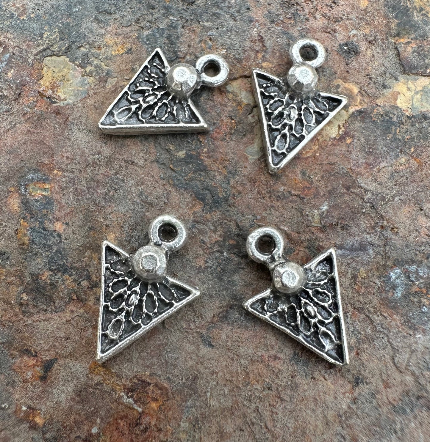 Charm G8227
