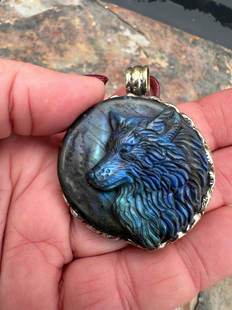 45X55 mm Carved Wolf Blue Labradorite Tibetan Pendant