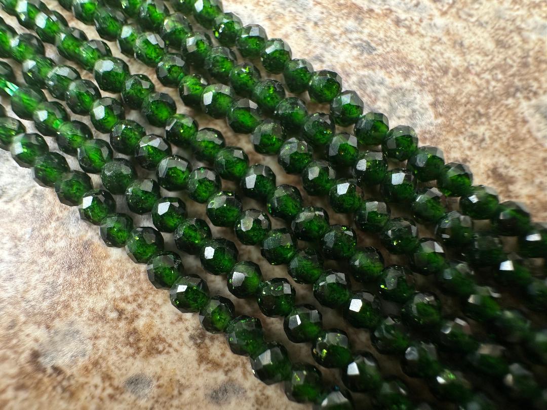 3 mm Faceted Green Goldstone