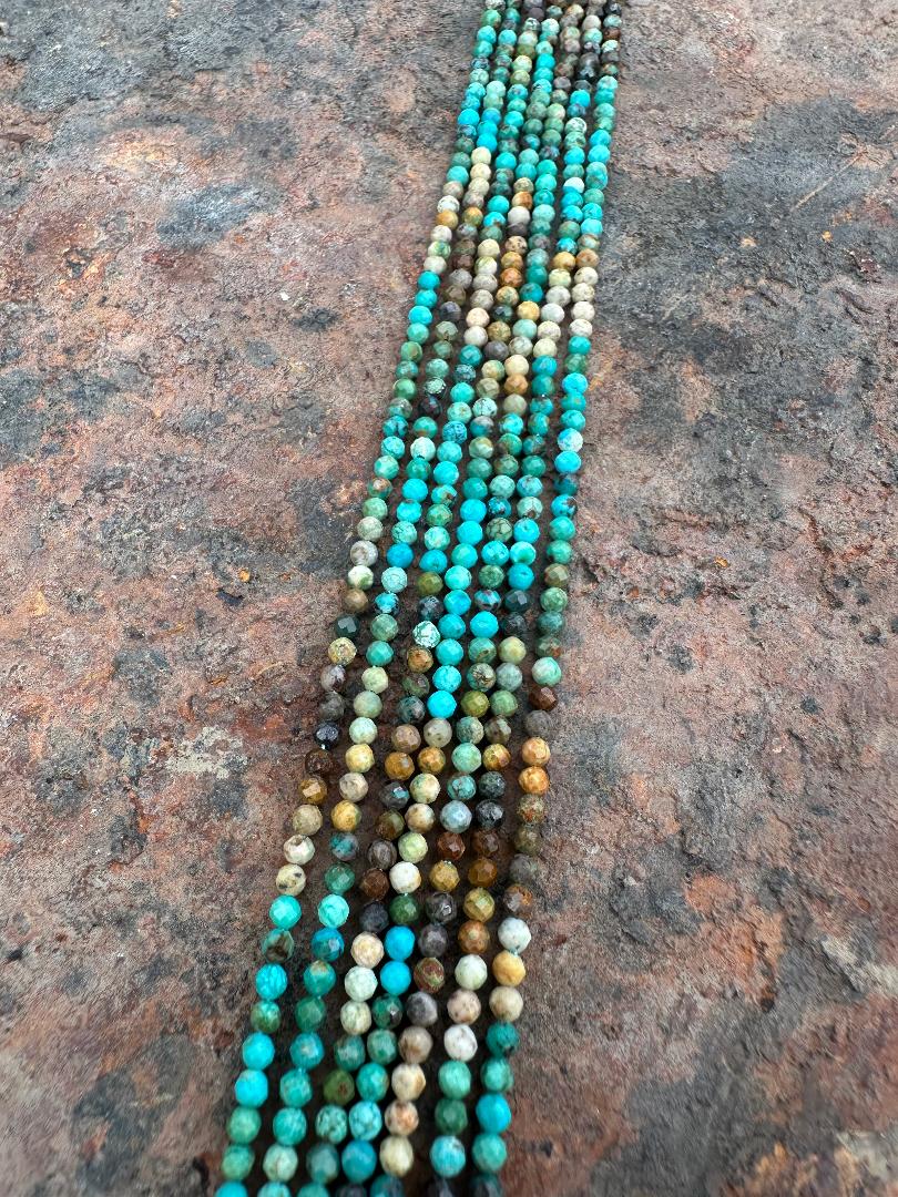 2.5 mm Faceted Variegated Turquoise