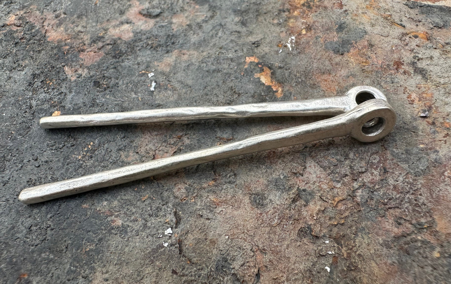 CHARM - G15859